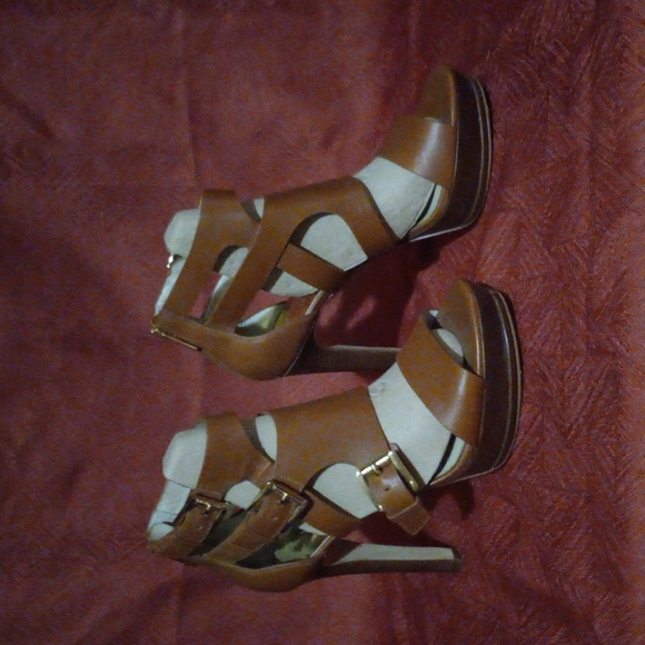 Michael Kors platform high heels size 8.5M - Picture 2 of 7
